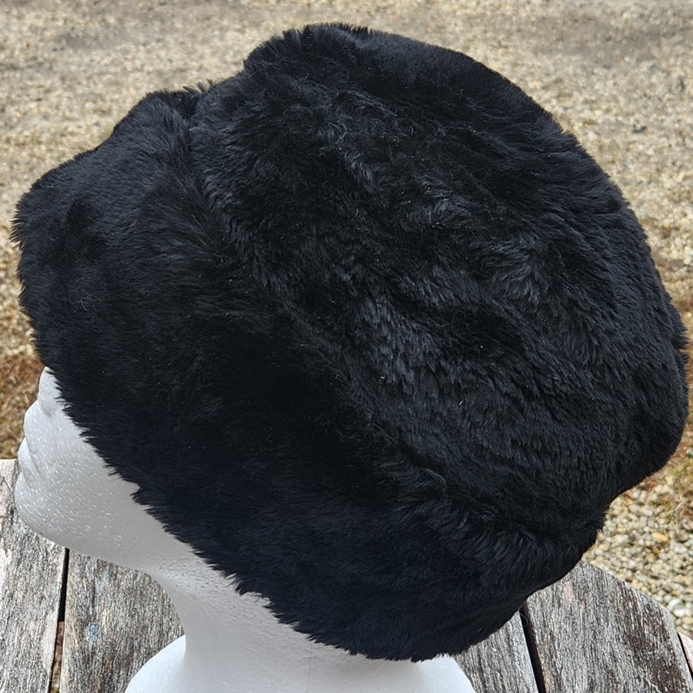Dobbs Fifth Avenue New York Faux Fur Hat With Ear Flaps S